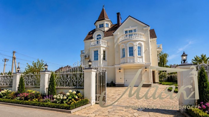 Продаж преміального 3-поверхового будинку 350 м² у Гореничах, Бучанський район, Київська область - фото 1