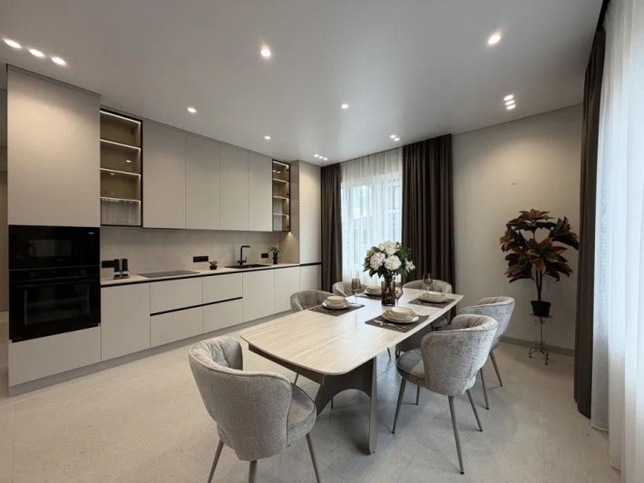Продаж будинку 190 м² Ходосівка | 5 кімнат | Дизайнерський ремонт | 6,3 сотки | Без комісії - фото 1