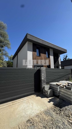 Продаж 2-поверхового будинку без ремонту, Лісники - фото 1