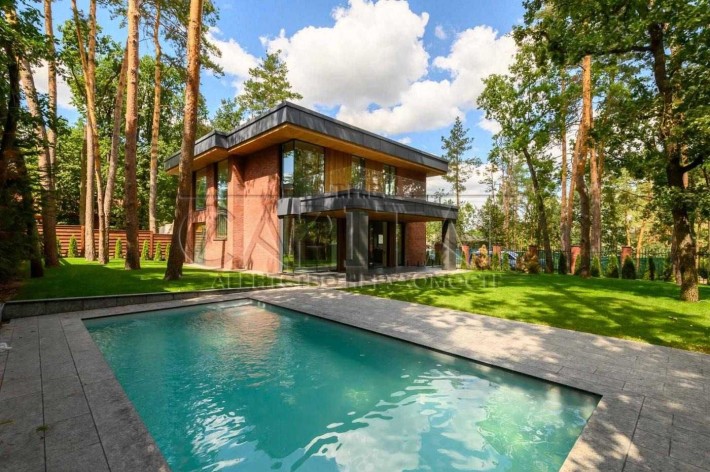 Продаж / Будинок / 214 м2 / Ходосівка / вул. Квітнева - фото 1