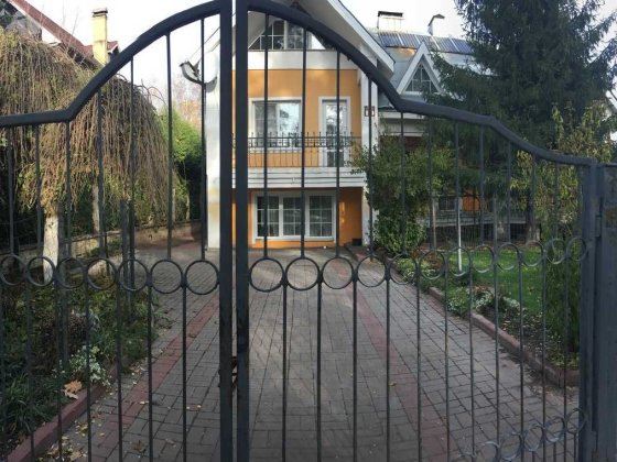 Продаж гарного котеджу в Лісниках. Без % Лесники