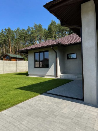 Продаж сучасного 1-поверхового будинку 130м² | Гнідин | 12 соток | Ліс та річка  Будинок для тих, хт - фото 1