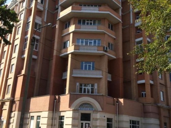 Фасадне торгове приміщення по бульвару Шевченка Черкаси