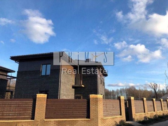 Продаж двоповерхового котеджу без ремонту, КМ "Хутір Ясний", Лісники