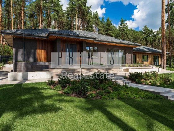 Продаж сучасного 5-к  будинку 300м2 в котеджному містечку "Підкова", село Гнідин.