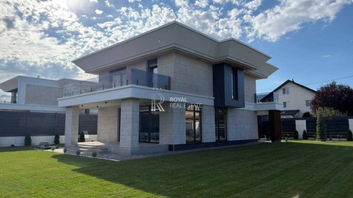Продаж Будинок Ходосівка 232 м² 4 спальні 8 соток Тераси 62 м² White Box Автополив Газ 16 кВт Свердл - фото 1