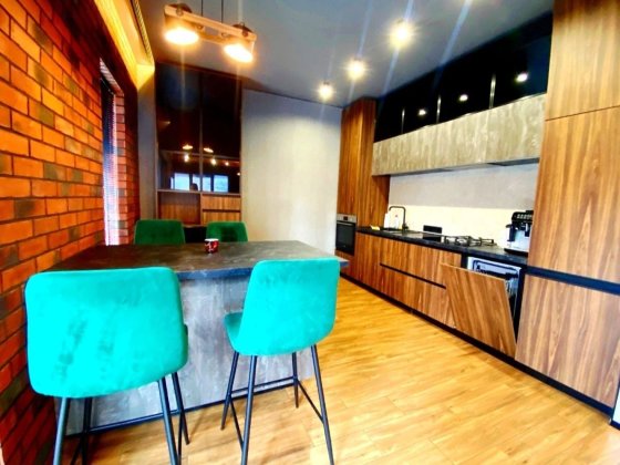 Продаж Будинку 100 м² - 6.7 Сотки Ділянка | Без Комісії | Центр Віти Поштової Вита-Почтовая