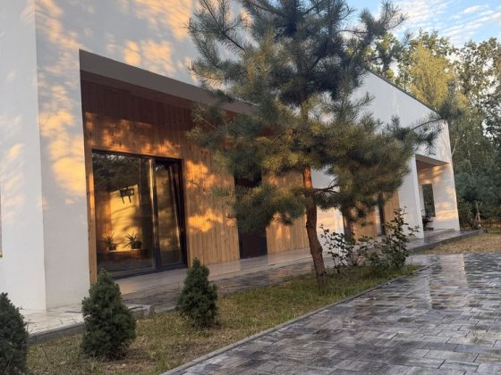 Продаж будинка від власника Стоянка