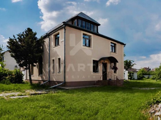 Будинок 340м.кв на 15 сотках з Газом Стоянка