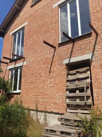 Продам будинок з ділянкою - фото 1