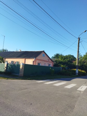 Продаю частину будинку  у центрі м.Сквира - фото 1