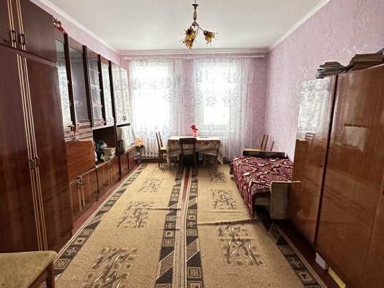 Продаж 2 кім квартири!(частини будинку)м Сквира!
