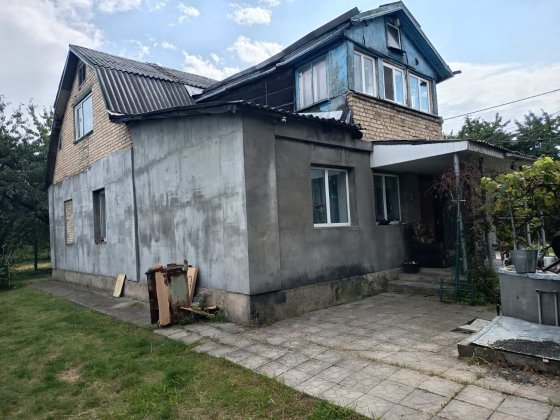 Глеваха,будинок,світло,газ.Ділянка 12.5 соток