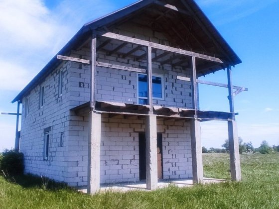 Продаж будинку  смт Димер,  без внутрішніх робіт.