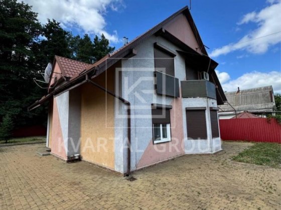 Будинок біля лісу в закритому дачному кооперативі, 150 м2 . 4 сотки