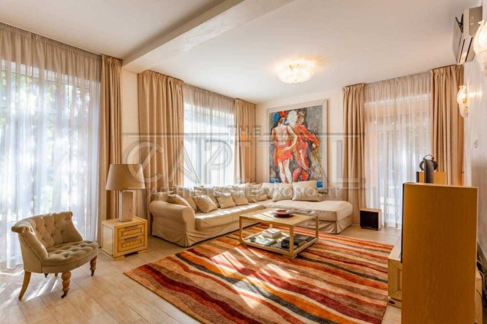 Продаж / Будинок / 250 м2 / Березівка / вул. Польова - фото 1