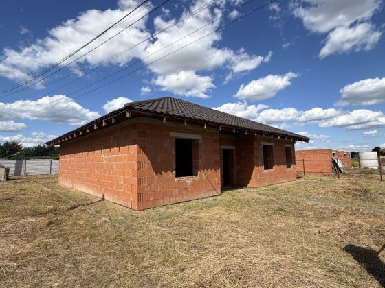 Продаж будинку с. Блиставиця з газовим опаленням 94 999$! Блиставиця
