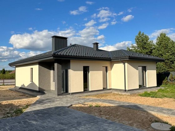 Продам одноповерховий будинок з укриттям в с.Бобриця
