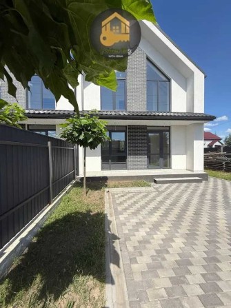 Продаж Сучасного Будинку 110м2, земельна ділянка 2 сотки, ЦЕНТР с.Гора , ЄОселя - фото 1