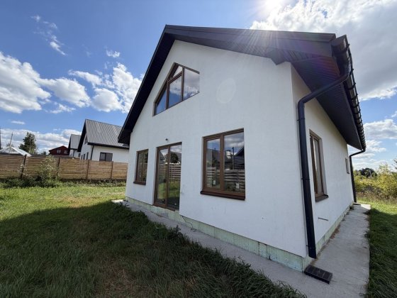 Продаж будинку 100 м2 з ремонтом на 70%. В 5-ти хвилинах від ЖК Синергія 3