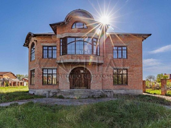 ВИГІДНА ПРОПОЗИЦІЯ! Продається два будинки унікальна заміська резиденція в одному з найкращих передм Зазимье