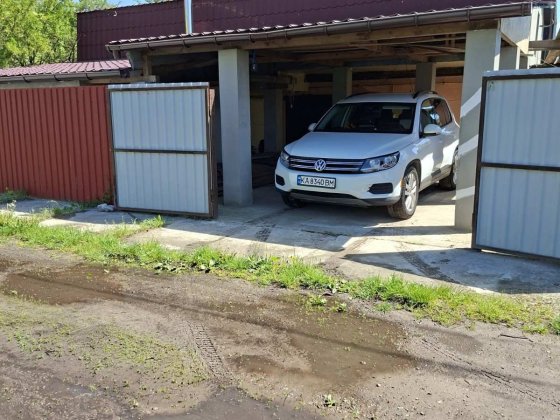 ГАЗ Продаж будинку  на центральній лінії в Гореничі та Стоянка Капитановка
