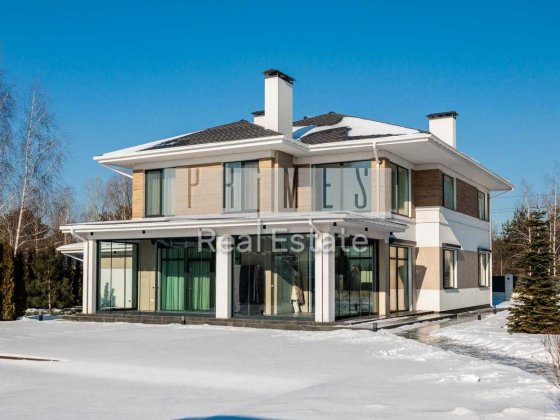 Продаж просторого будинку з ремонтом, гараж на 2 авто, вул. Озерна, Кийлів