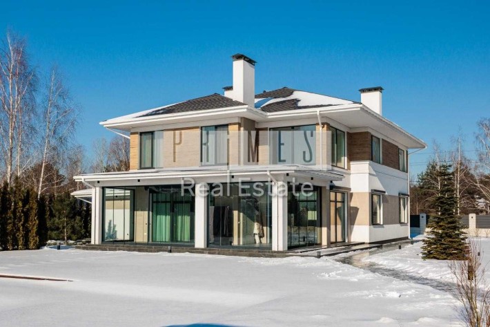 Продаж просторого будинку з ремонтом, гараж на 2 авто, вул. Озерна, Кийлів - фото 1