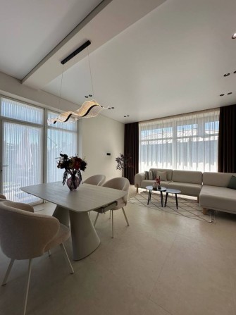 СТИЛЬНИЙ будинок в Іванковичах | 122 М² | 5 соток | ЗАКРИТЕ містечко - фото 1