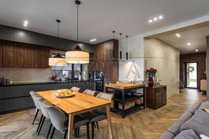 Продаж Сучасний будинок з басейном і терасою 90  КМ На Щасливій Крушинка - фото 1