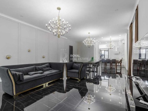 Продаж Будинок Крушинка КМ «Green Town» 5 кімнат 240 м² 12 соток Тераса Гараж Камін Теплі підлоги Ко Крушинка