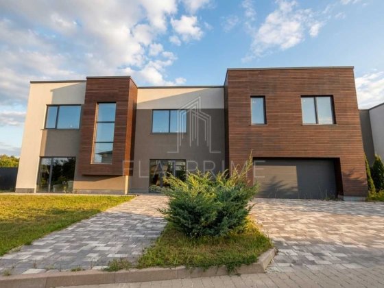 Продаж сучасного двоповерхового будинку 360 м² у котеджному містечку GreenTown с. Крушинка Київська  Крушинка