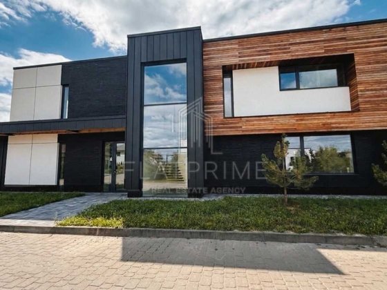 Продаж будинку з власним виходом до озера 300 м2 + 250 м2 тераси 20 соток КМ GreenTown с. Крушинка К