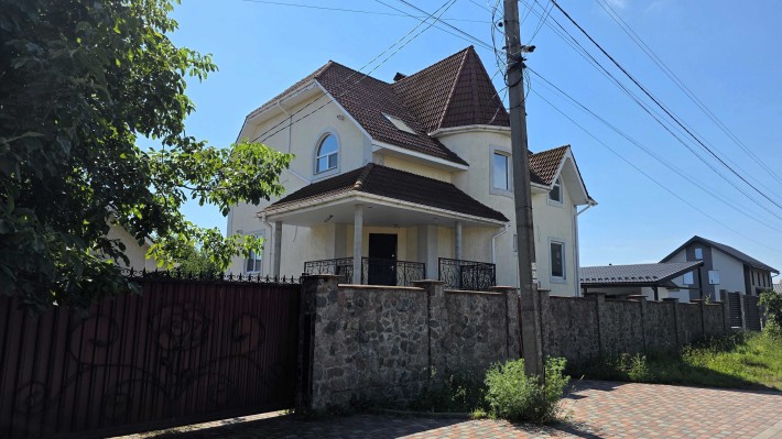 Продаж будинку 360 м² | Мархалівка | 16 соток | 5 кімнат | гараж | камін | цоколь | вул. Незалежност - фото 1
