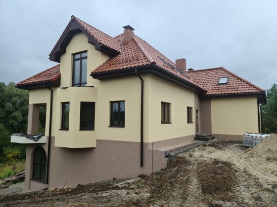 Сучасний будинок 400м2 у с.Музичі, що під Києвом (14 км) Музычи