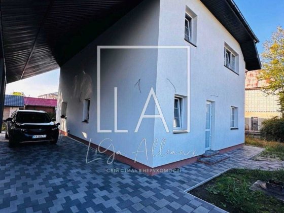 Продається маєток 147 кВ.м.,БезрадічіОбухівський р-н.Без%