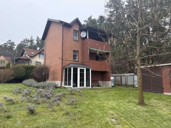 Продаж 3-поверхового будинку в Михайлівці-Рубежівці