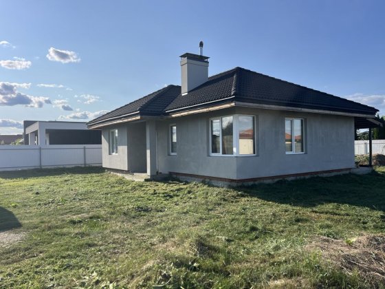 Продам будинок в ЖК Межиріччя Осещина