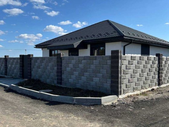Продаж Будинок Михайлівка-Рубежівка 86 м², 5 соток, 3 кімнати, бомбосховище, комфортне планування, т