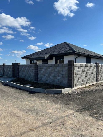 Продаж Будинок Михайлівка-Рубежівка 86 м², 5 соток, 3 кімнати, бомбосховище, комфортне планування, т - фото 1
