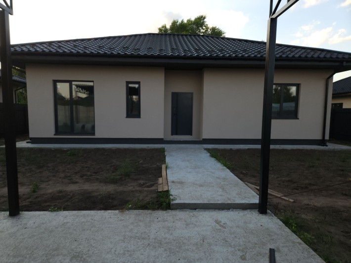 Продаж нових будинків Погреби - фото 1