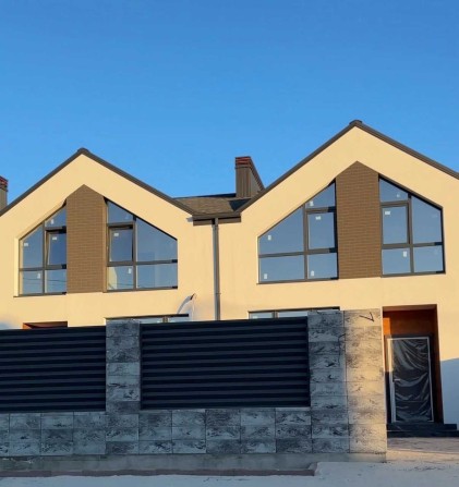 Продаж таунхаус, квартира 65м2 з двориком Погреби, Троєщина, єОселя - фото 1