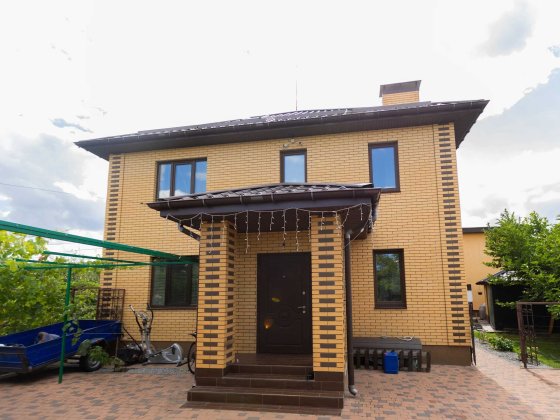 Розкішний заміський двоповерховий маєток,150 м2, с.Проців Бориспільській район Процев