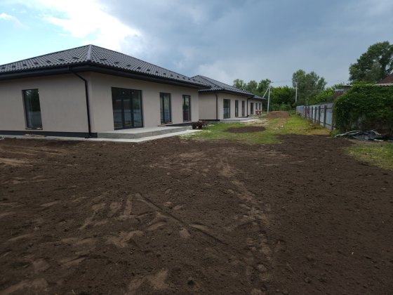 Продаж будинків с Погреби