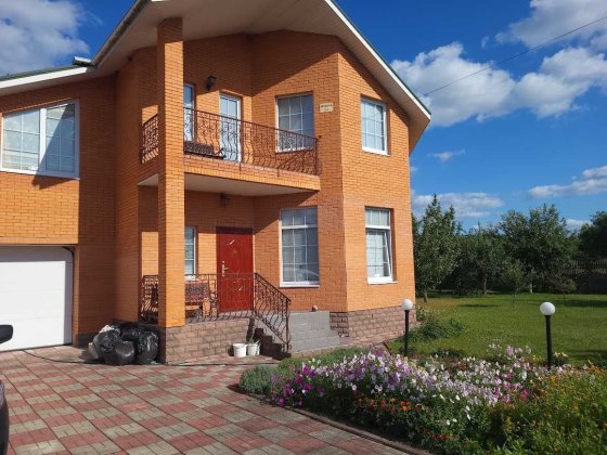 Рожни продам будинок 268м+12 сот. Рожны