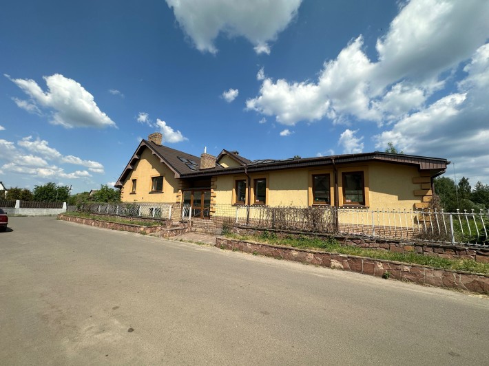 Продам дома в с.Романков - фото 1