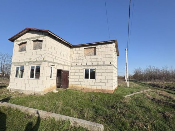 Вартий уваги будинок в с Фурси Фурси