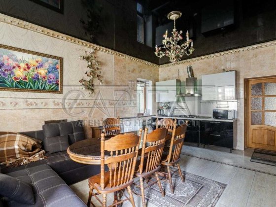 Продаж Будинок 441 м² з гостьовим будинком, 2 гаражами та укриттям 11 соток ТОРГ присутній