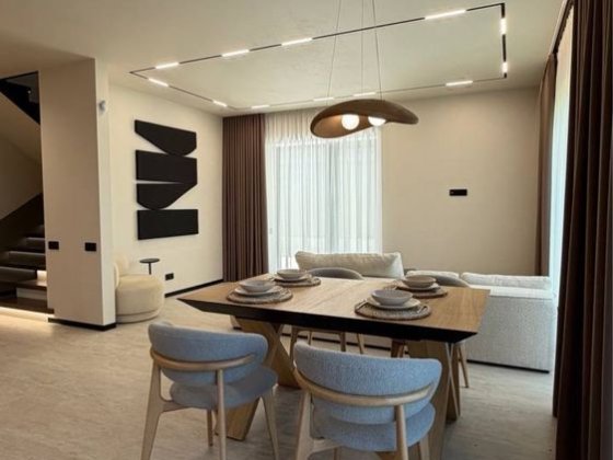 Сучасний будинок 180 м² біля лісу | 4,4 сотки | Закрите містечко | 450 000 $ КИІВ Чайки