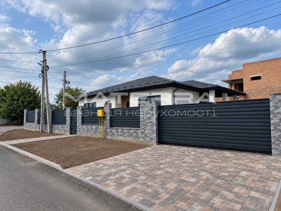 Продаж будинку в Шевченкове 110 м² 5 соток топова локація асфальт ГАЗ